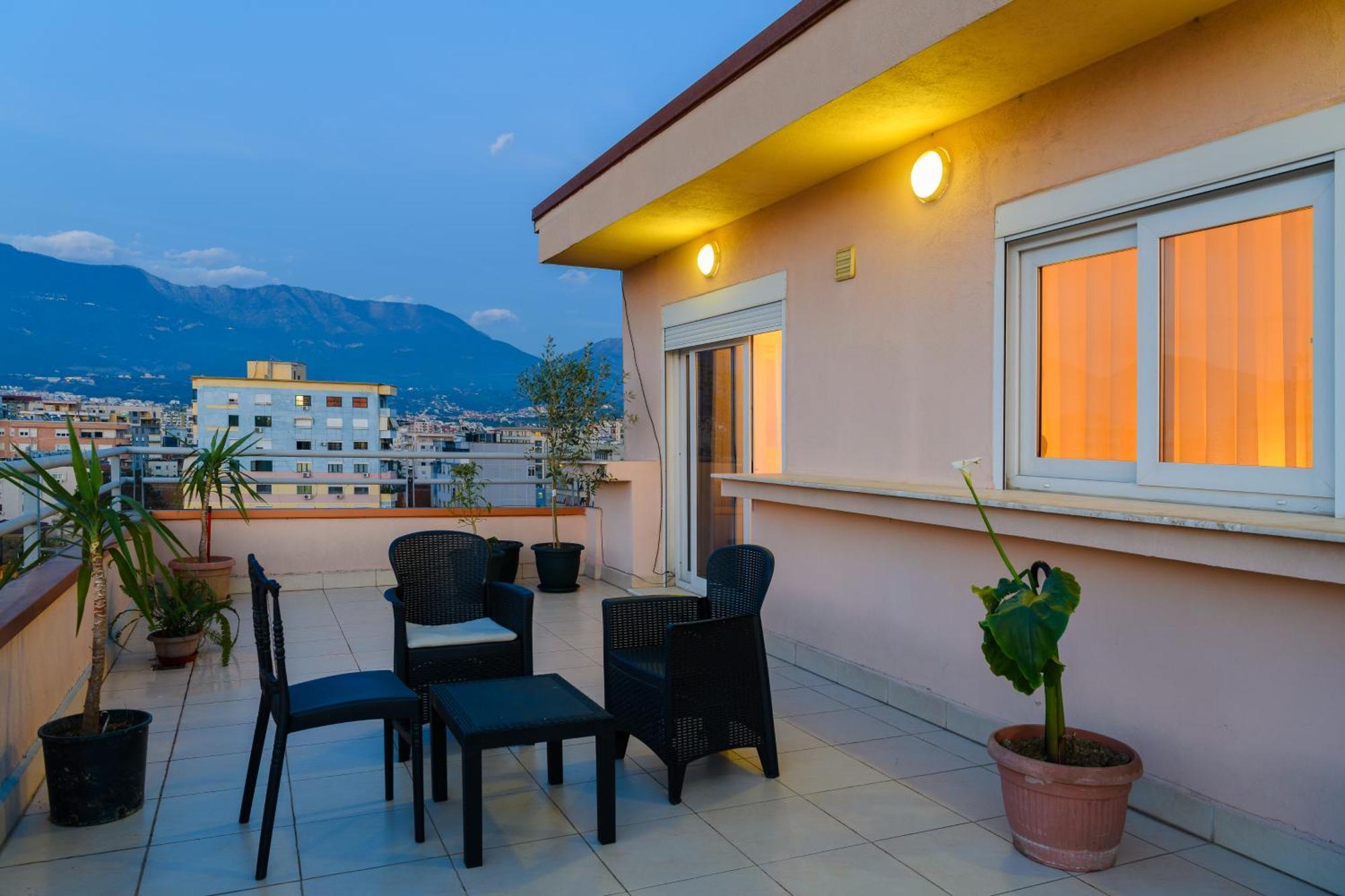 Terrace Tirana Cityscape 2 Exterior foto